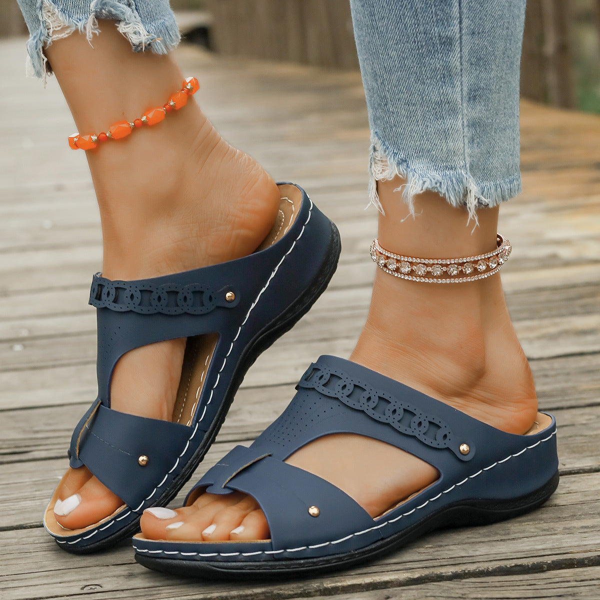 [🎉Exkluzivní nabídka pro členy] ✨ Dámské ortopedické pohodlné pantofle – měkká silná podrážka, stabilní plná platforma a celodenní pohodlí
