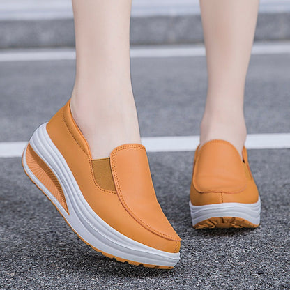 [🎉 Exkluzivně pro členy ]Novinka 2026 – Měkké a pohodlné, ideální pro volný čas 👟 Dámské slip-on platformové boty