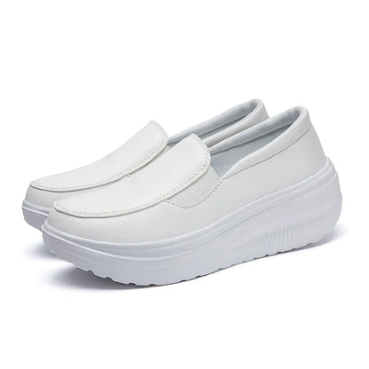 [🎉 Exkluzivně pro členy ]Novinka 2026 – Měkké a pohodlné, ideální pro volný čas 👟 Dámské slip-on platformové boty